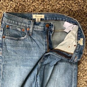 Madewell Classic Straight Jean 27